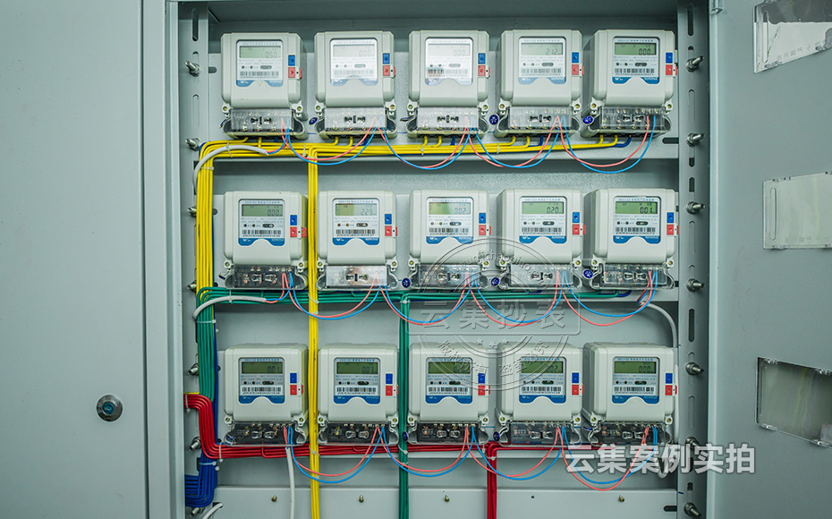 �W(xu��)У����ϵ�y(t��ng)