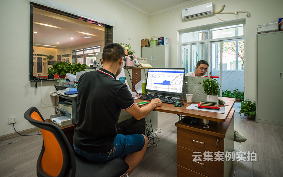 �W(xu��)У�ܺ�ϵ�y(t��ng)