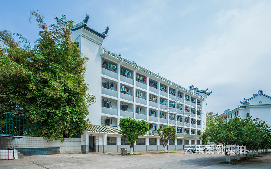 �WУ�����A���M늱�