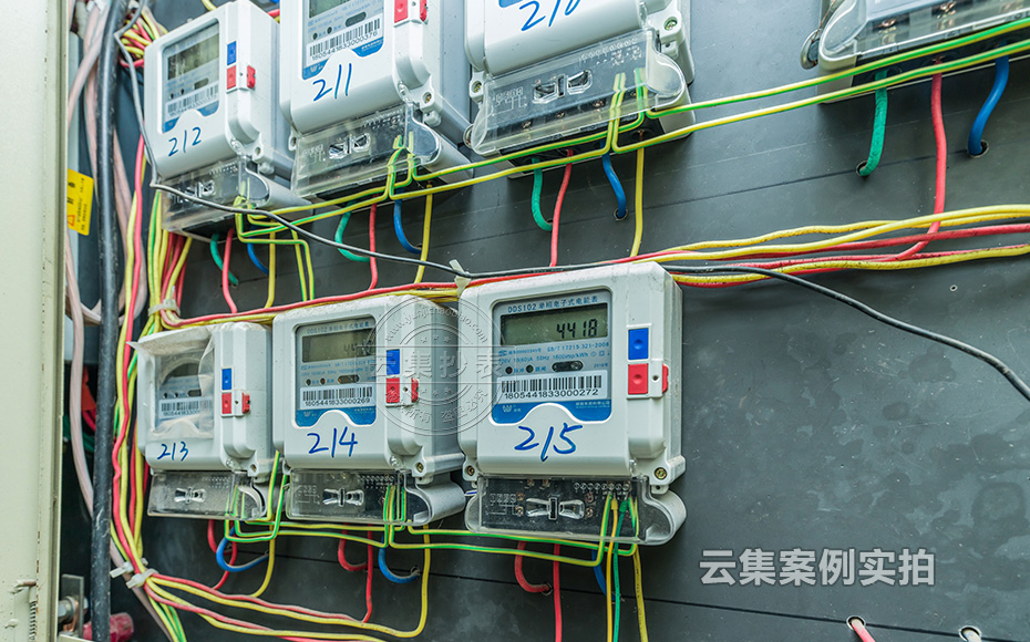 �WУ�h�̳���ϵ�y(t��ng)