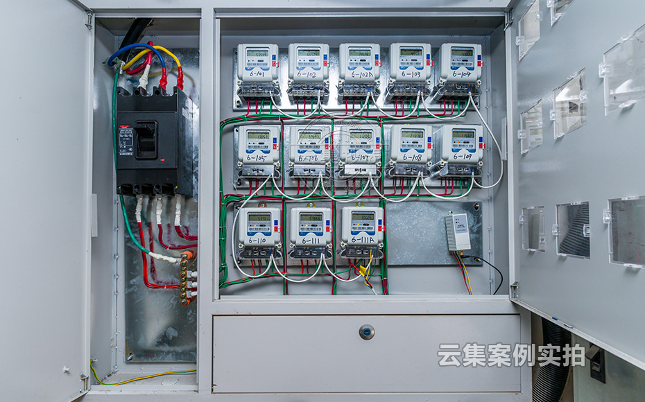 �W(xu��)У����ϵ�y(t��ng)