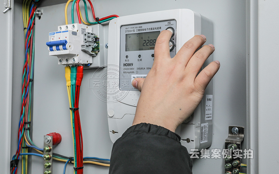 ���֘ǳ���ϵ�y(t��ng)