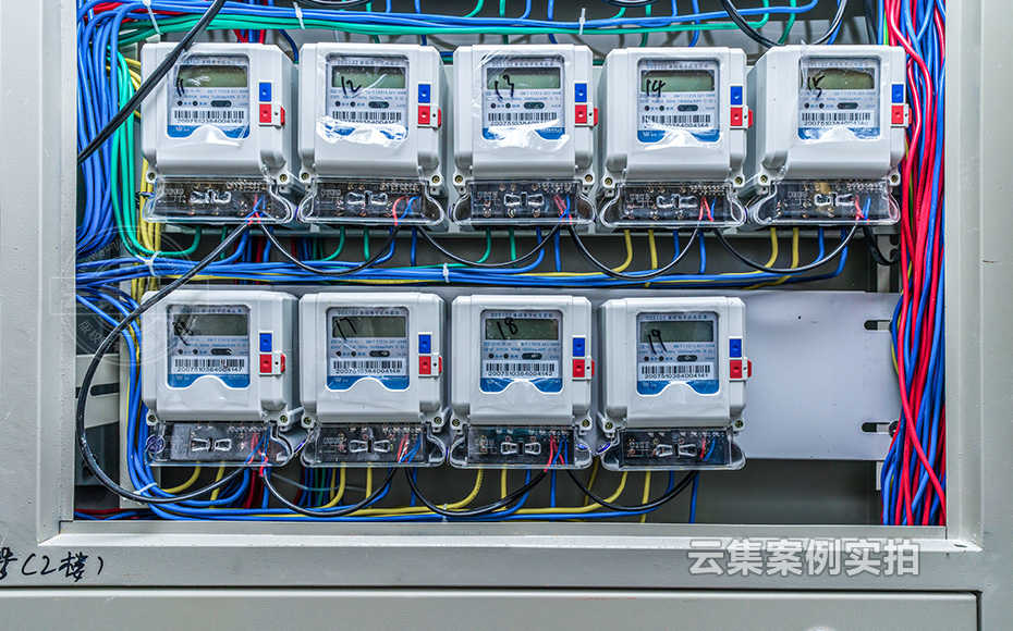 �W(xu��)У��������ϵ�y(t��ng)