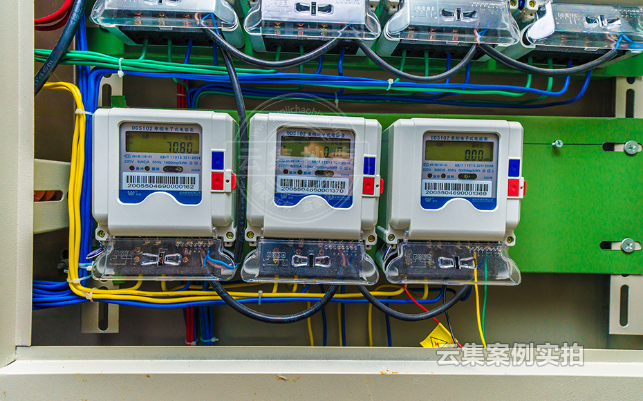 �W(xu��)У늱�����ϵ�y(t��ng)