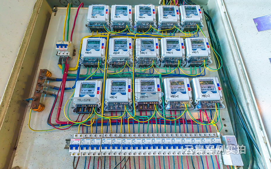 ���Q(m��o)��늱������U�M(f��i)����ϵ�y(t��ng)