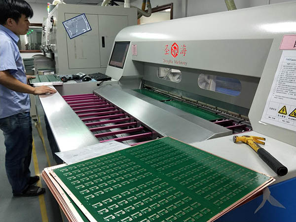 好的PCB加工廠家有哪些突出特點(diǎn)？