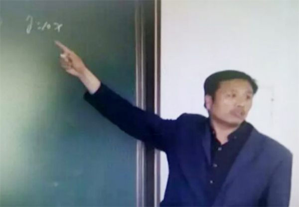 民盟通渭總支盟員羅永清同志取得正高級教師任職資格378 副本xg.jpg 民盟通渭總支盟員羅永清同志取得正高級教師任職資格378 副本xg.jpg