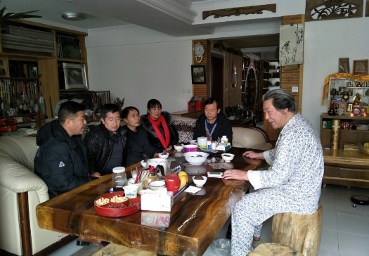 民盟臨洮縣委開展春節慰問老盟員活動422.png