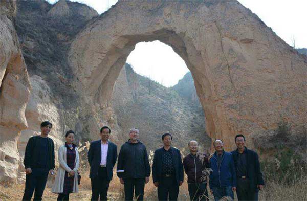 盟員參加西峰區政協專題協商活動956xg.jpg 盟員參加西峰區政協專題協商活動956xg.jpg