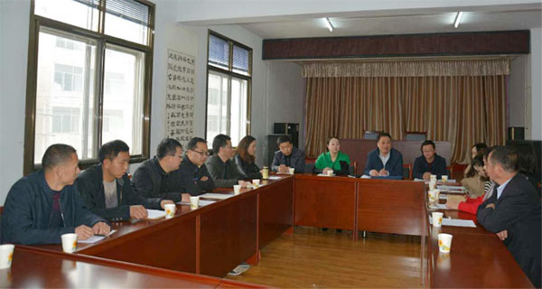 民盟宕昌縣支部召開盟員會議41xg.jpg 民盟宕昌縣支部召開盟員會議41xg.jpg