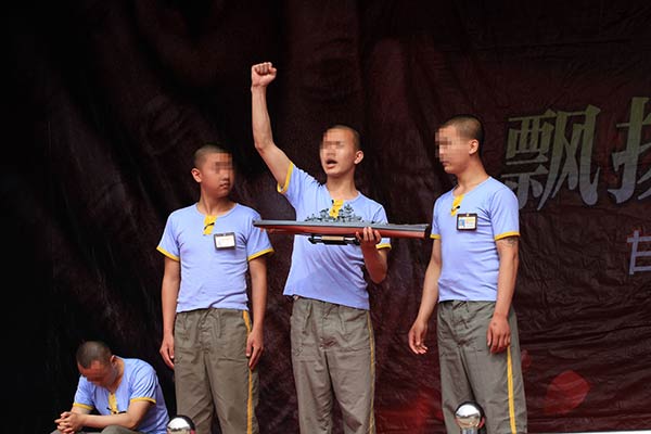 服刑人員表演小品《天堂來信》.jpg