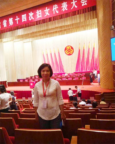 莫亞紅當選省第十四次婦女代表大會代表1117xg.jpg