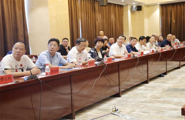 2018年第52期（民盟浙江企業(yè)考察團(tuán)來(lái)武考察盟員獲獎(jiǎng)情況）771xg.jpg