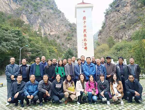 民盟安定區總支開展“追尋紅色記憶,熔鑄民族之魂”主題教育活動2183xg.jpg