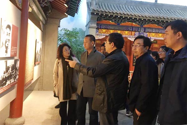 民盟安定區總支開展“追尋紅色記憶,熔鑄民族之魂”主題教育活動2184xg.jpg 民盟安定區總支開展“追尋紅色記憶,熔鑄民族之魂”主題教育活動2184xg.jpg
