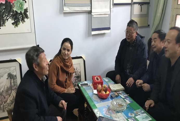 民盟禮縣基層委員會重陽節慰問老盟員活動7.jpg 民盟禮縣基層委員會重陽節慰問老盟員活動7.jpg
