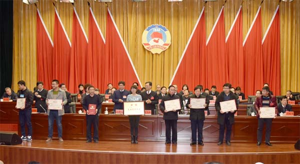 民盟臨洮縣委喜獲先進提案單位216xg.jpg