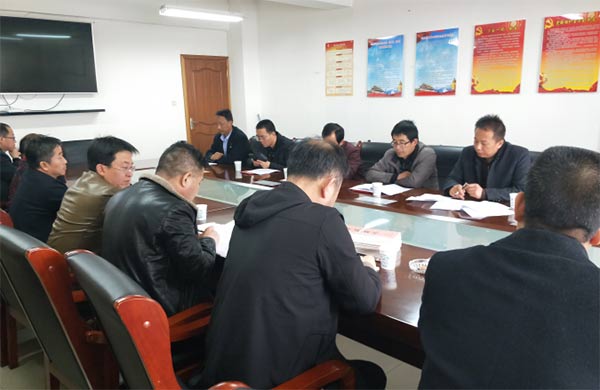民盟臨洮縣委會召開七屆八次全委會1641xg.jpg 民盟臨洮縣委會召開七屆八次全委會1641xg.jpg