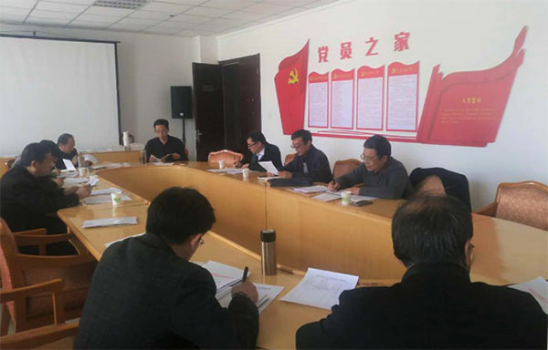 民盟定西市委召開三屆六次常委會議學習貫徹習近平總書記參加甘肅代表團審議時的講話xg.jpg