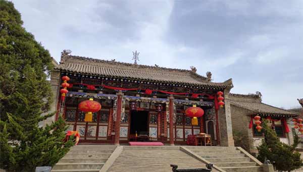 民盟莊浪縣委考察團赴大地灣、女媧祠等地考察調研報告(1)4119xg.jpg 民盟莊浪縣委考察團赴大地灣、女媧祠等地考察調研報告(1)4119xg.jpg