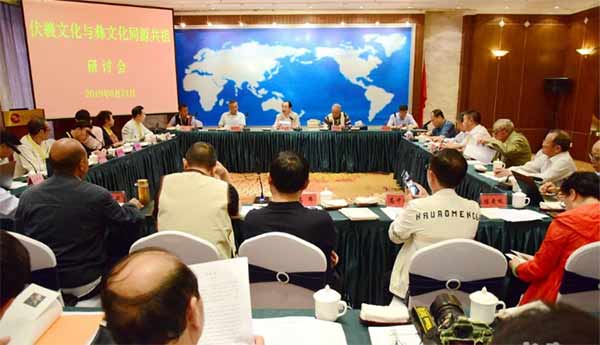 天水民盟35-民盟天水市委主委安志宏出席伏羲文化與彝文化同源共組研討會32xg.jpg