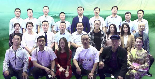 合影xg.jpg 合影xg.jpg