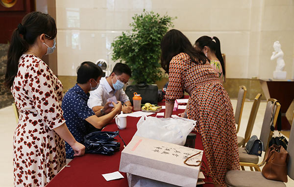 IMG_8691xg.jpg