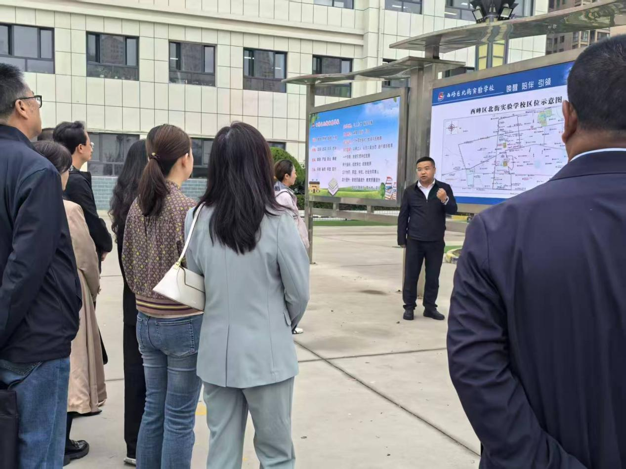 民盟西峰區(qū)委員會舉辦“參政為公、實干為民”主題教.png